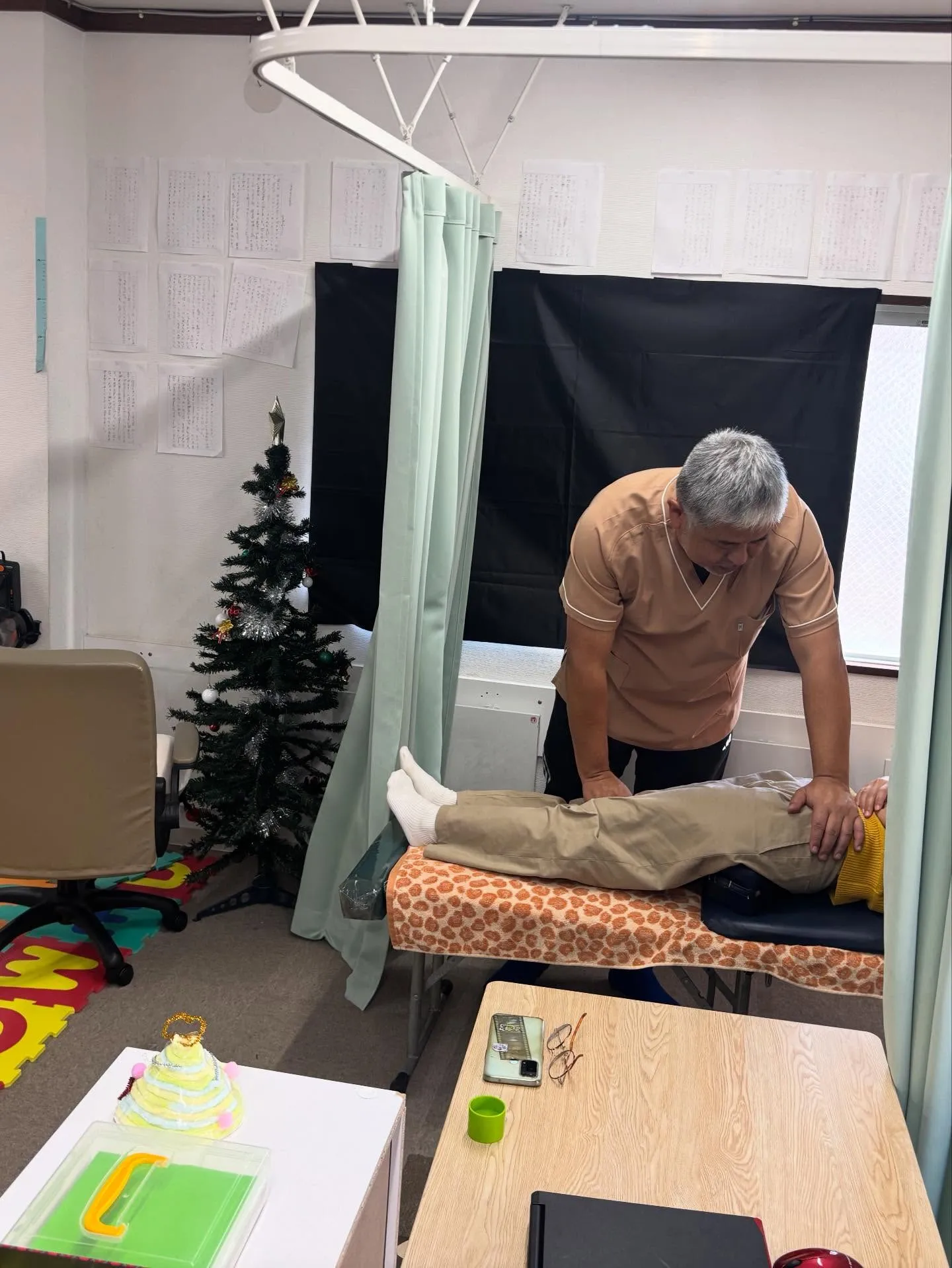 つどいクラブさんの「赤ちゃん食堂」に【骨盤＆背骨矯正】の体験...